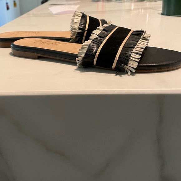 Nanette Lepore sandals slides US 7 - Picture 2 of 4